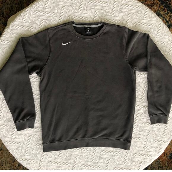 Nike Club Fleece Gray Crewneck Sweatshirt Small Swoosh Men’s S Y2K Basics - Picture 1 of 7